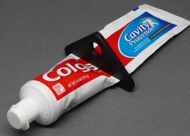 toothpaste squeezer gadget toothpaste squeezer gadget
